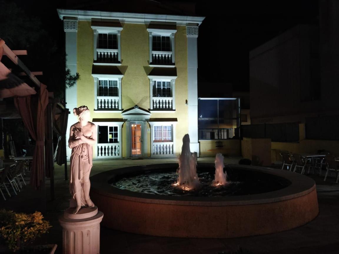 Hotel Pete Platja d'Aro Exteriör bild